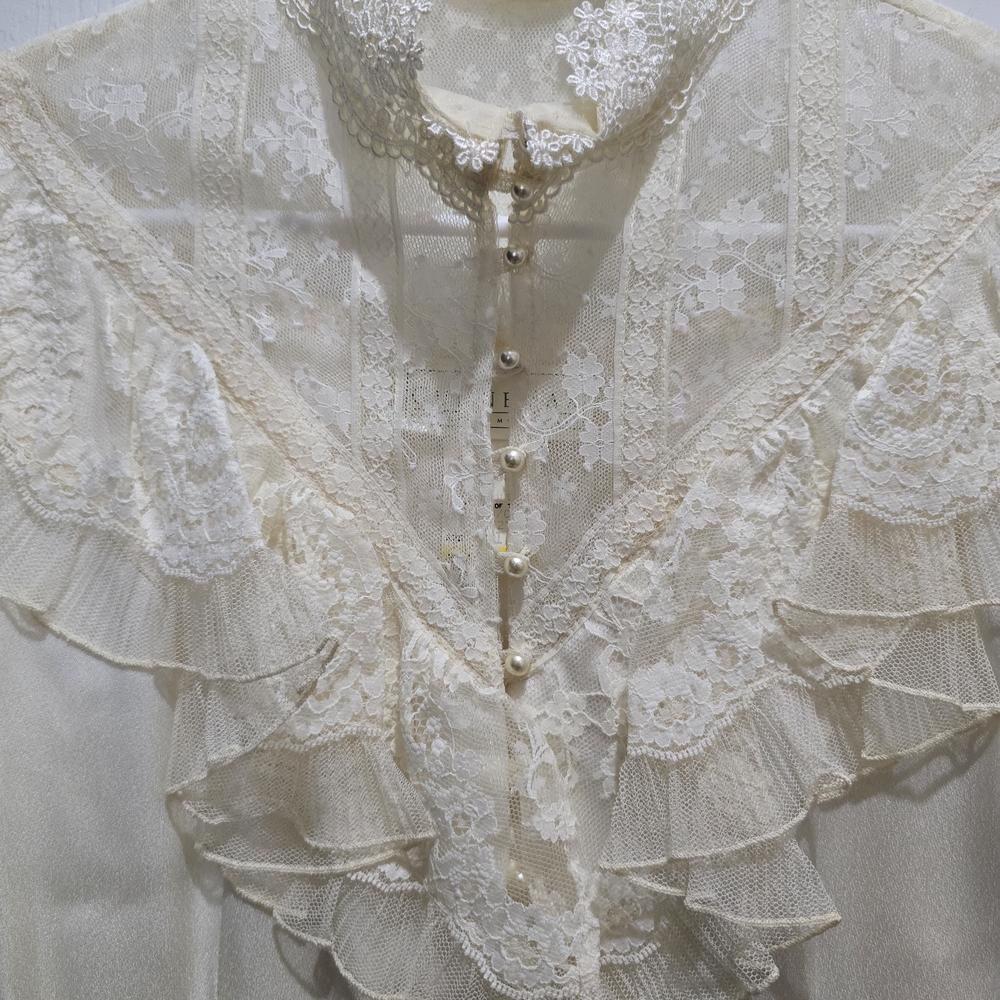Gunne Sax Ivory Lace Ruffle Blouse Size 11 - Picture 4 of 6
